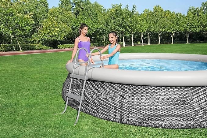 Bestway Escalera para piscina Flowclear 84 cm color gris